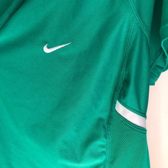 ❤️Nike Fit Dry Activewear Green Tshirt Size L - Picture 2 of 7